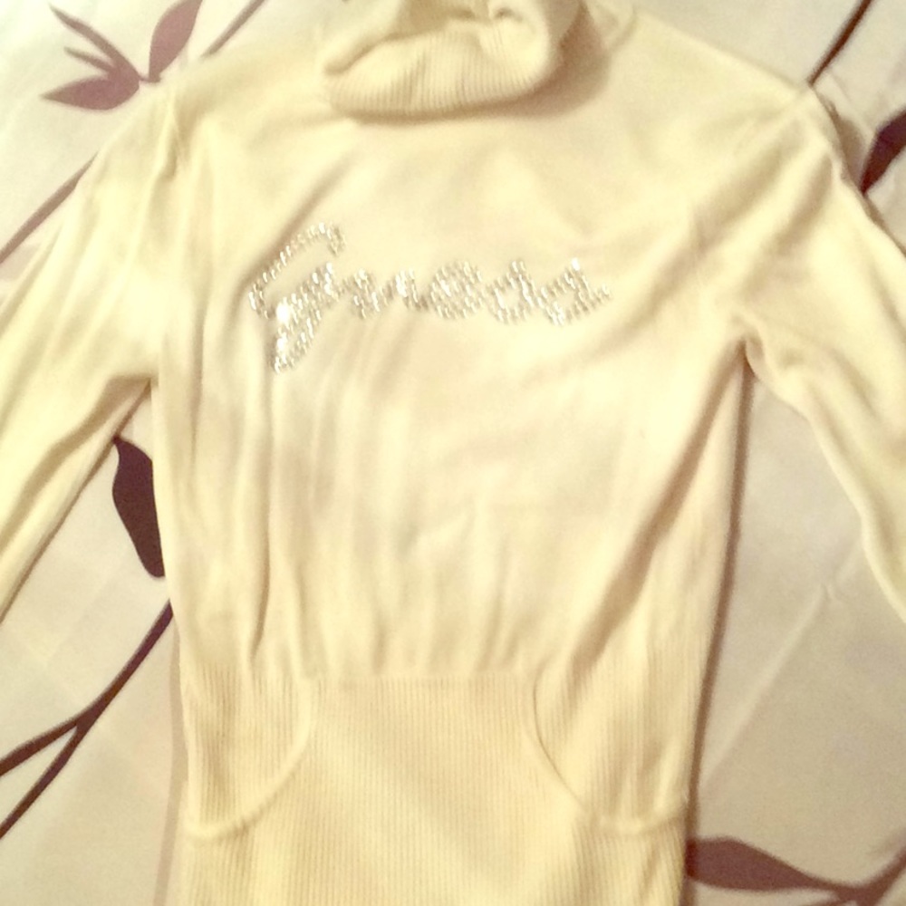Turtleneck White Guess sweater